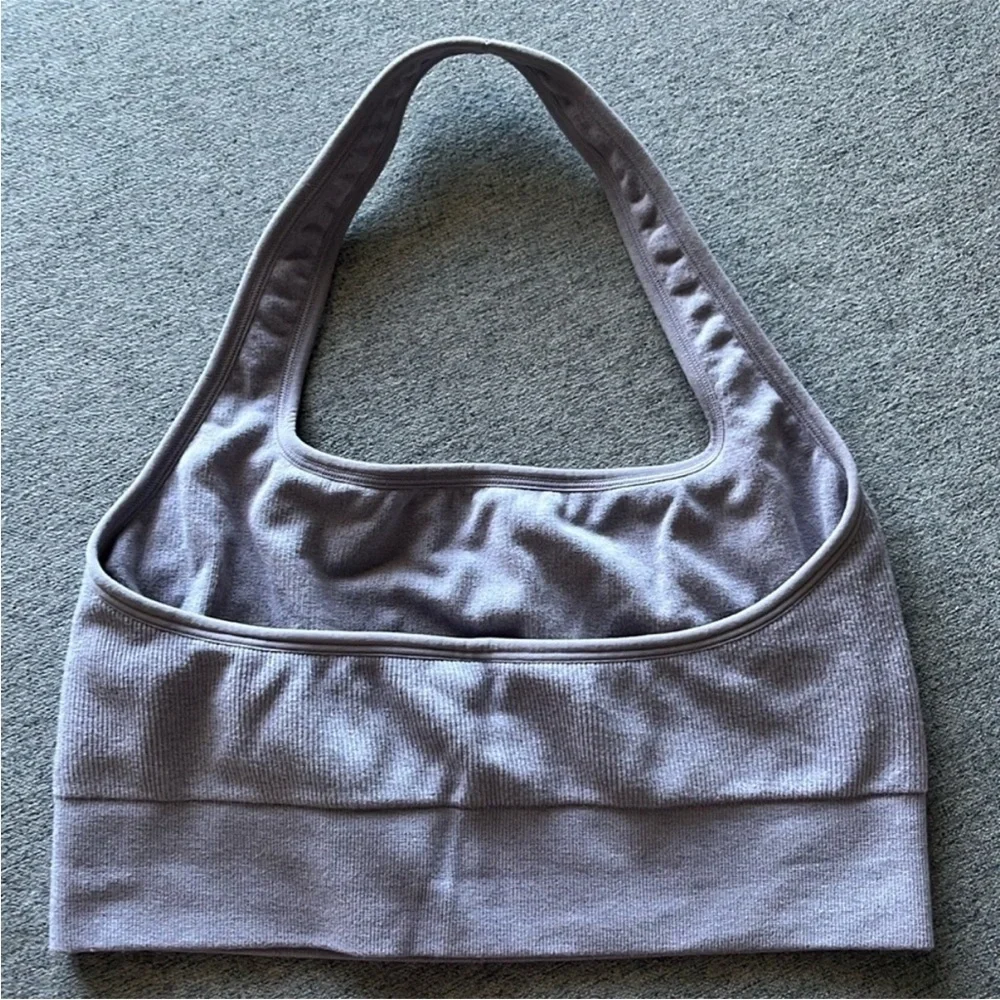 Fabletics Piper Seamless Ribbed Halter Bralette - Picture 5 of 6